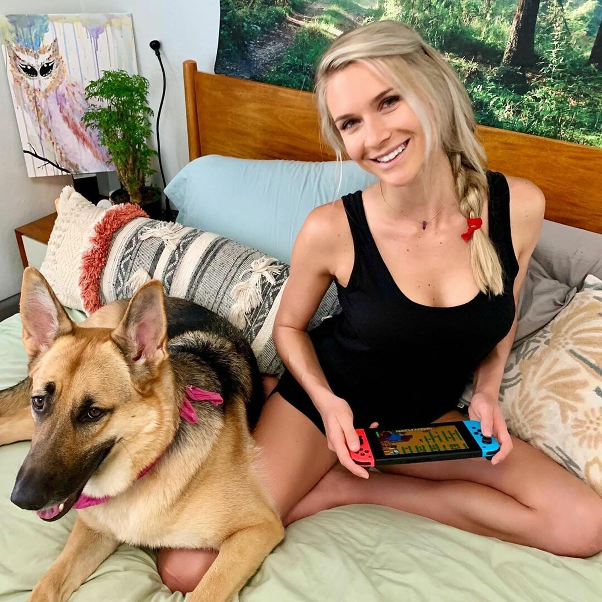 leah wilde onlyfans leaked - porn from punjab father and daughter spanking